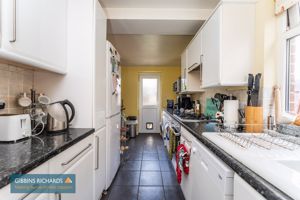 Kitchen- click for photo gallery